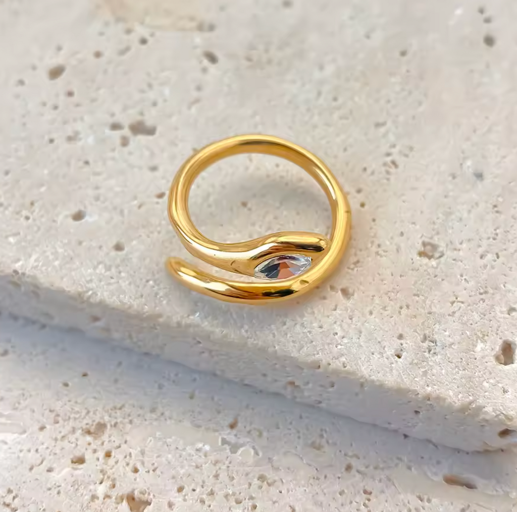 High-Quality Snake Ring with White Rhinestones