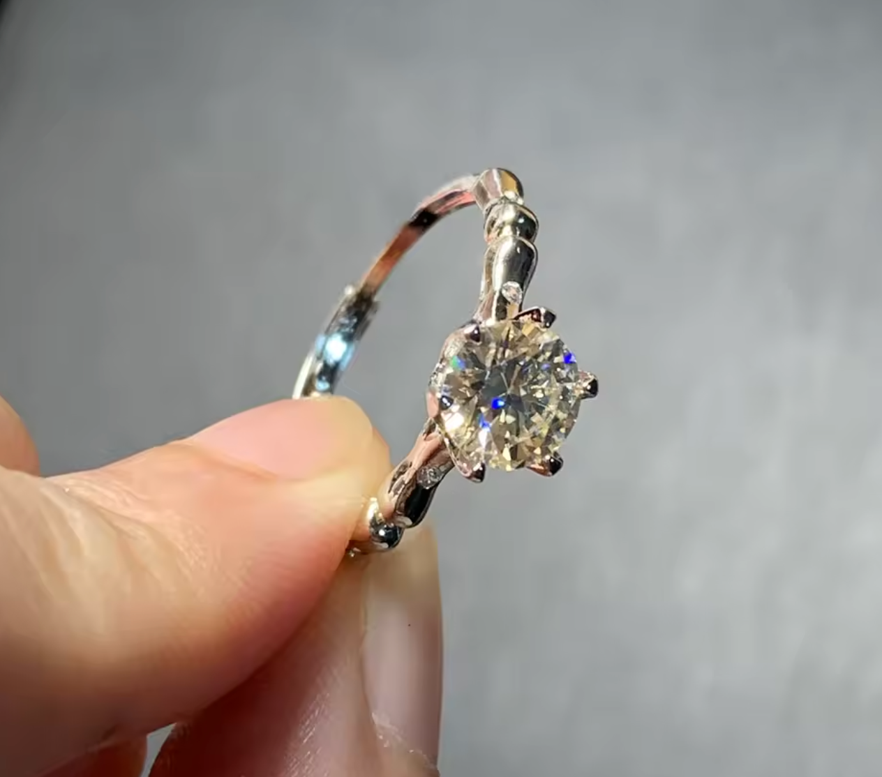 6MM Moissanite Diamond Adjustable Ring