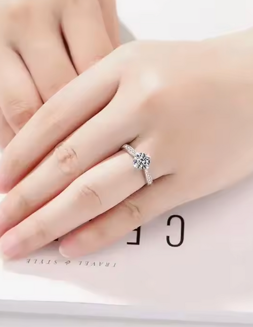 925 Sterling Silver Luxury Crystal Diamond Ring for Women